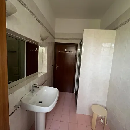 아파트 Casa Bianca Con Giardino A Di Formigine *
