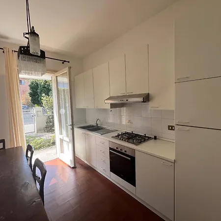 아파트 Casa Bianca Con Giardino A Di Formigine