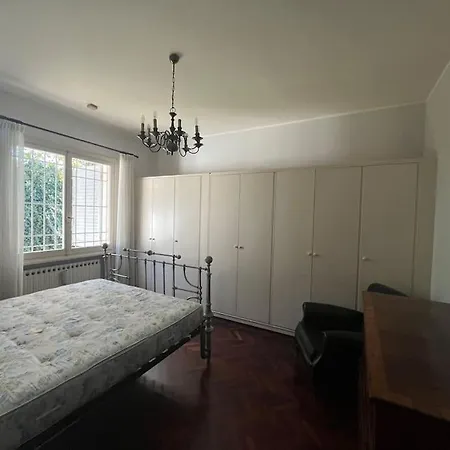 Casa Bianca Con Giardino A Di Formigine 아파트 *