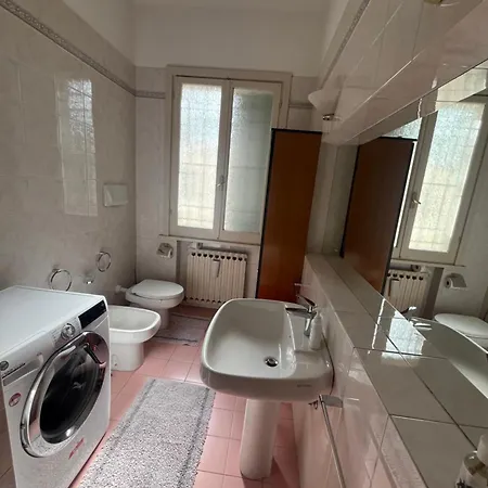 Casa Bianca Con Giardino A Di Formigine Magreta