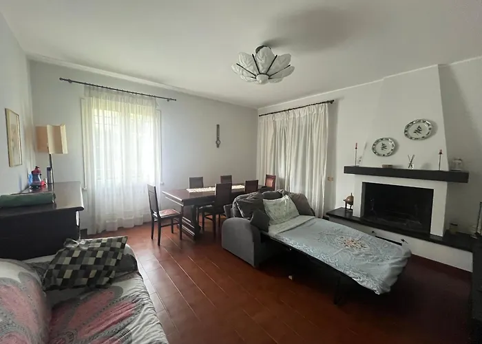 Casa Bianca Con Giardino A Di Formigine アパート *